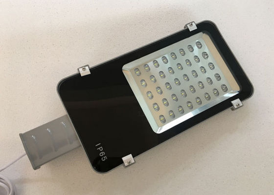 kupować IP65 IK09 Wysokiej mocy Aluminium 30W 50W 80W 100W 150W Zewnętrzne światła uliczne LED o wysokim świetle ETL zatwierdzone online manufacture