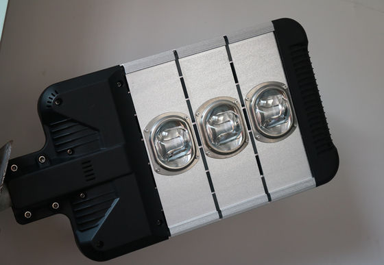 Oprawa uliczna LED o mocy 150 W z integralną strukturą dla parków i dróg