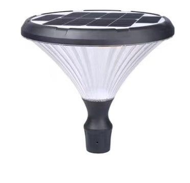 Diamentowy projekt 20 Watt 30 Watt 100 LM/W Solar LED Garden Light Długie godziny w jasnym słońcu IP67 dla parków