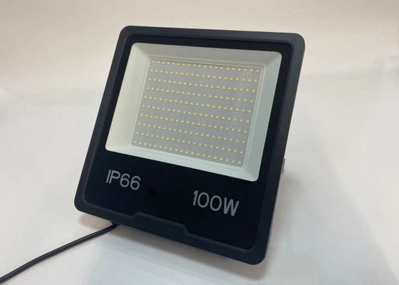 100W Czarna obudowa IP65 LED Krajobraz Zewnętrzne oświetlenie przeciwpowodziowe